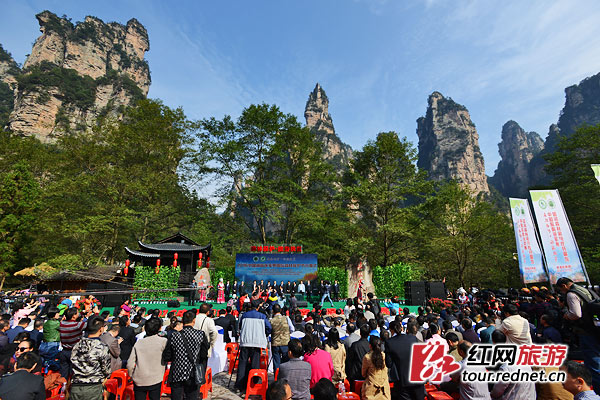 张家界旅游路线 - 张家界国际森林保护节开幕 森林旅游成扶贫新热点