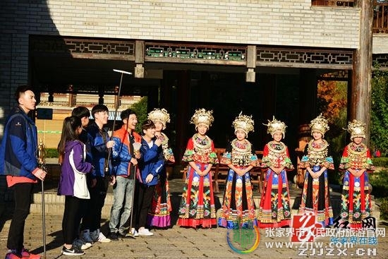 《非常驾期》开拍张家界 首站探秘黄龙洞景区