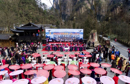 张家界旅游门票 - 第二届航拍武陵源摄影大赛今日启动 空中展现最美峰林