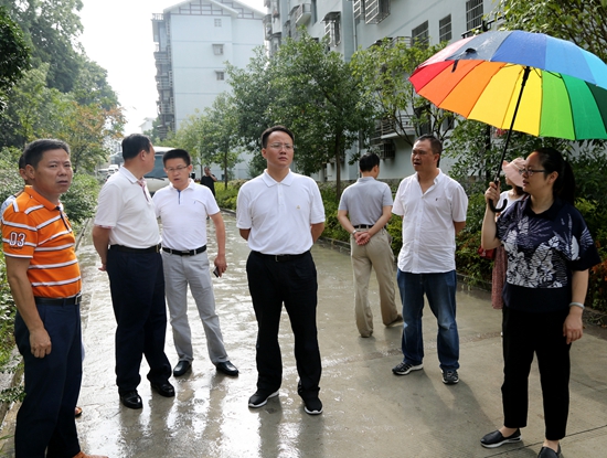 张家界旅游攻略 - 郑小胡：抓好城市“死角”管理 提升城市品位形象