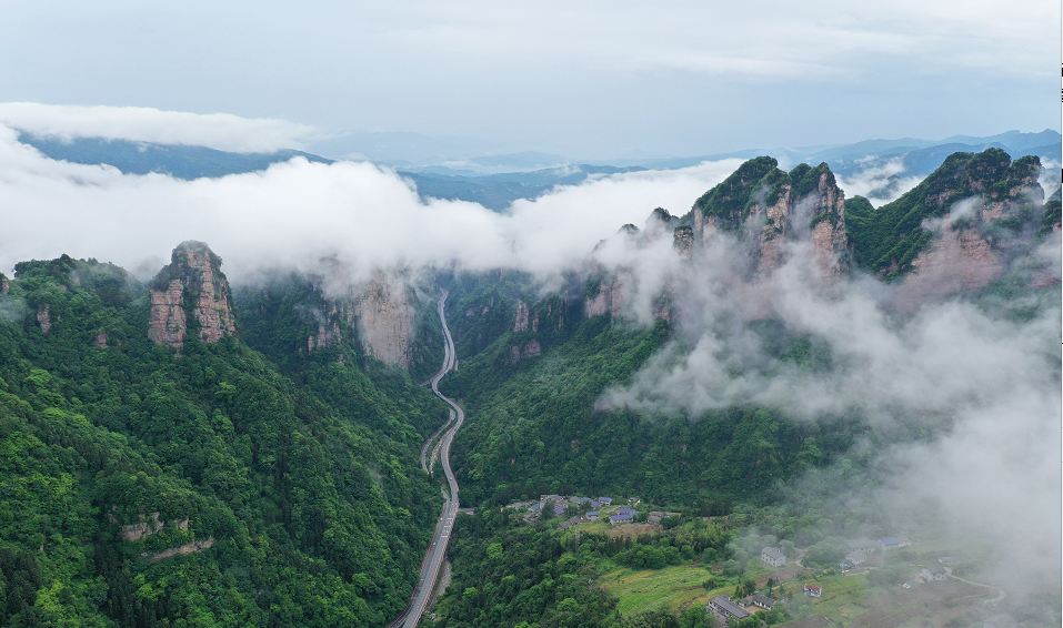 湖南张家界旅游景点 - 张家界武陵源生态马拉松“重启” 四月相约醉美峡谷赛道