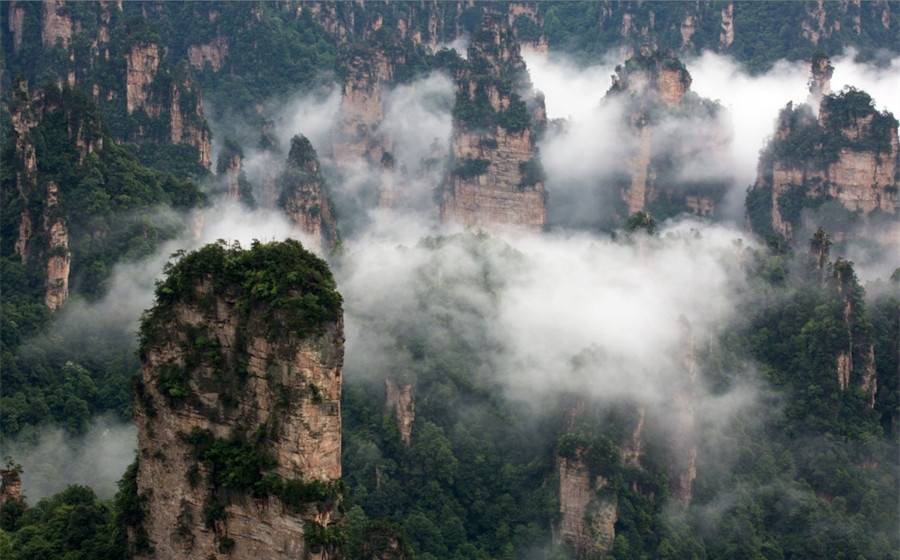 湖南张家界旅游景点 - 张家界自由行攻略，自由行和跟团游有什么区别？自由行该怎么玩？